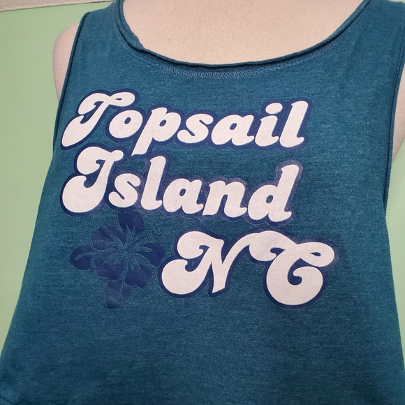 Oversized Beach Crop Tank Top - Picture 5 of 6
